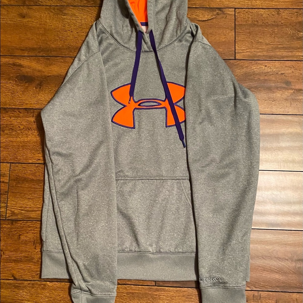 Under Armour Storm Hoodie, Size M, great condition